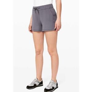 Lululemon On The Fly Short Woven 2.5" in Moonwalk Purple Grey Drawstring Size 4
